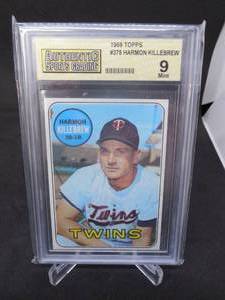 lot 110 image: 1969 Topps Harmon Killebrew Vintage Baseball Card #375 Graded Mint 9