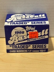 lot 316 image: 1988 Topps Traded Baseball Factory Sealed Set