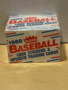 lot 319 image: 1988 Fleer Update Baseball Factory Sealed Set