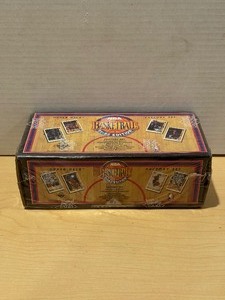 lot 340 image: 1991 Upper Deck Basketball Factory Sealed Set