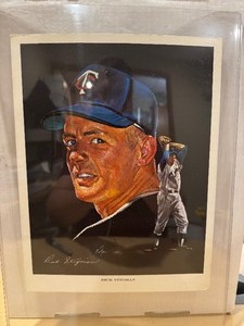 lot 346 image: 1963 Western Oil Minnesota Twins 8x10 Dick Stigman RARE