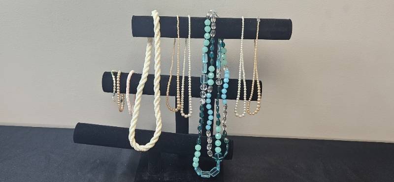 lot 54 image: Collection of Vintage Beaded Necklaces and Bracelets - displays not inc