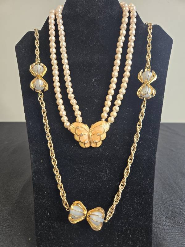 lot 67 image: Vintage Butterfly Motif Pearl Like Necklace and Earring Set & More - display not inc
