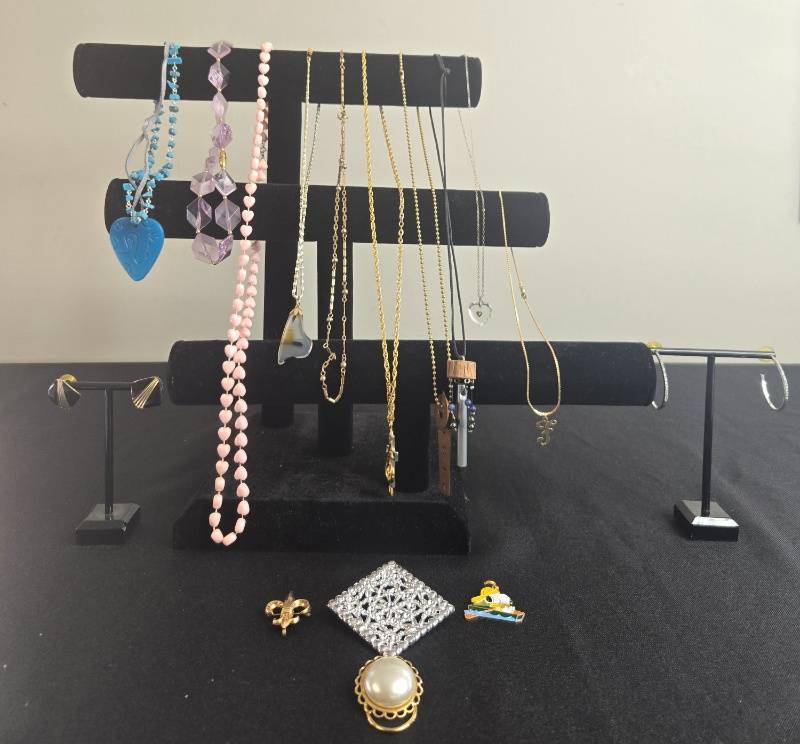 lot 8 image: Assorted Lot of Necklaces, Brooches, and Earrings - display not inc