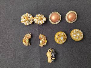 lot 14 image: Collection of Vintage Clip-On Earrings with Unique Designs