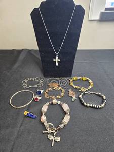 lot 93 image: Collection of Jewelry Items with Necklace, Bracelets, Rings, and Pins - display not inc