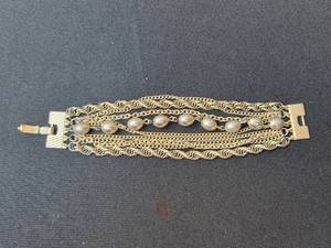 lot 105 image: Vintage Silver-Tone Chain Bracelet with Bead Accents