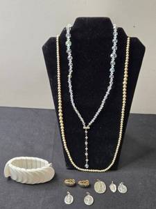 lot 112 image: Vintage Jewelry Set Faux Pearl and Crystal Necklaces, White Bracelet, Earrings & Religious Medals