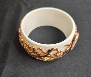 lot 115 image: Amedeo Rose Gold Tone and White Bracelet with Cameo
