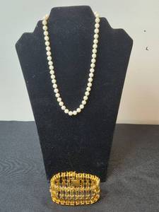 lot 171 image: Elegant Faux Pearl Necklace and Gold-Toned Bracelet Set - display not inc