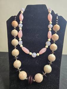 lot 205 image: Set of Vintage Wood and Bead Necklaces
