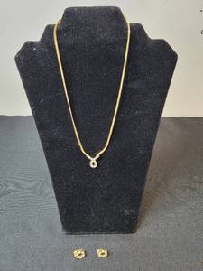 lot 222 image: Gold-Tone Jewelry Set with Necklace and Earrings Featuring Blue Gemstones