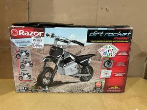 lot 66 image: Razor Dirt Rocket MX350 Electric Bike