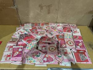 lot 101 image: LOT OF 100 Olive  Piper Diamond Art Greeting Cards