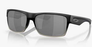 lot 18 image: Oakley OO9189 TwoFace Machinist Collection 60-16