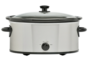 lot 421 image: LOT OF 2 Mainstays 6 Quart Oval Slow Cooker