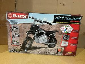 lot 75 image: Razor Dirt Rocket MX350 - Black with Decals, up to 14 mph, 24V Electric Dirt Bike for Child 8