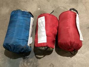 lot 679 image: LOT OF 3 Ozark Trail Sleeping Bags
