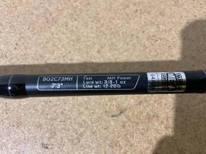 lot 330 image: 13 Fishing Blackout BO2C73MH MH Casting Rod 73