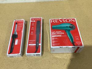 lot 708 image: LOT OF 3 Revlon Hair Tools
