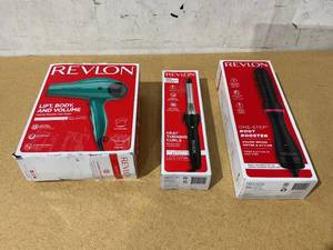 lot 720 image: LOT OF 3 Revlon Hair Tools