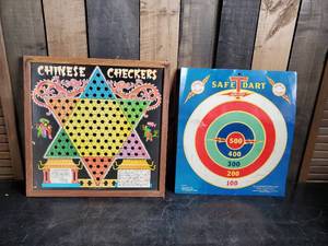 lot 57 image: Vintage Chinese Checkers and Big League BaseballSafe T Dart Board
