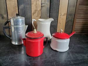 lot 64 image: Great Antique Porcelain Pots Aluminum Coffee Pot and Ceramic Pitcher