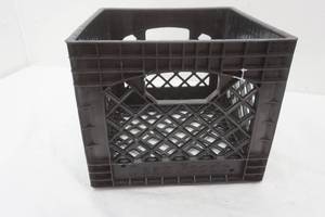 lot 9 image: milk crate Deans Foods