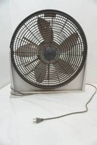 lot 24 image: Cool Operator Fan