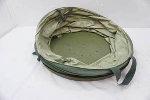 lot 37 image: leaf bag-Fiskars 21.5 diameter