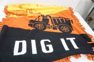 lot 64 image: Dig It fleece blanket