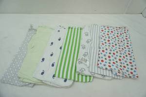 lot 79 image: flannel receiving blankets (7ct)
