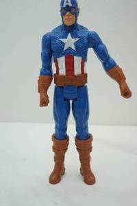 lot 111 image: Captain America 1 action figure