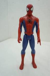 lot 112 image: Spiderman 11 action figure