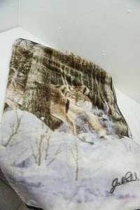 lot 133 image: fleece blanket