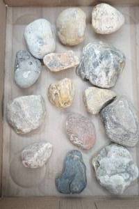 lot 135 image: rock lot
