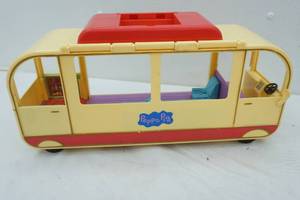 lot 162 image: Peppa Pig Motorhome
