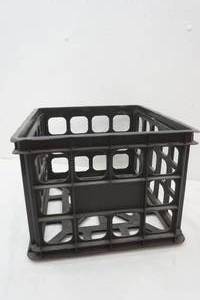 lot 218 image: storage crate