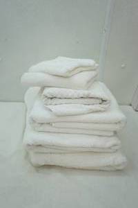 lot 223 image: 3 White Bath towels, 2 hand towels, and 1 washcloth