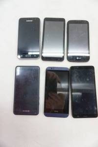 lot 242 image: smart phone lot