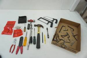 lot 265 image: hand tools lot