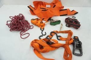 lot 271 image: ratchet straps & foreman forklift strap