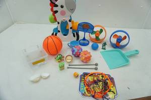 lot 283 image: Toy Lot