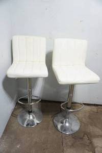 lot 322 image: White Padded Bar Stools (2ct)