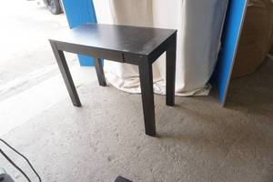 lot 336 image: pressed wood desk with drawer 39x20x30