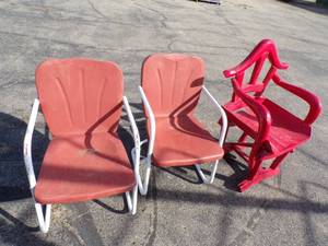lot 47 image: 3 Vintage Outdoor Chairs