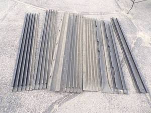 lot 51 image: Snowmobile Trailer Guides