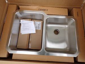 lot 56 image: Elkay Kitchen Sink