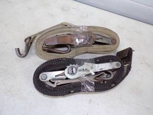 lot 82 image: Pair of 2 Ratchet Straps