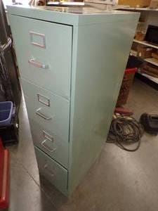 lot 92 image: 4 Door Steel File Cabinet